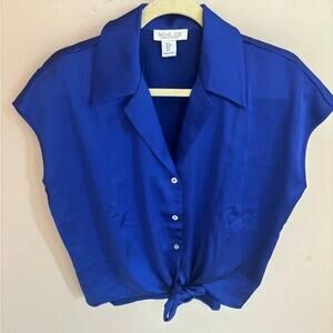 Rachel Zoe Short Sleeve Button Down Silk Blouse - L Blue
